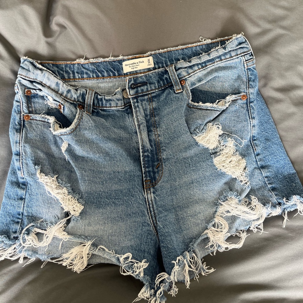ABERCROMBIE SHORTS